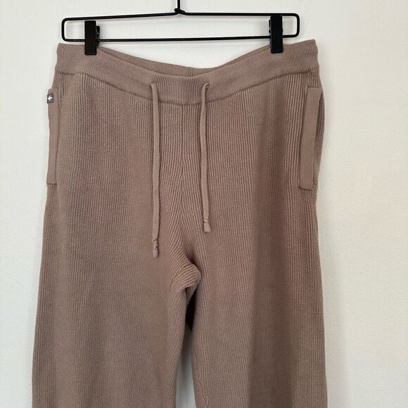 Figs Women’s Ribbed Knit Loungewear Pant in Latte Oatmeal Neutral Tan - Picture 4 of 10